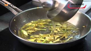 Mezzi paccheri con carciofi e pecorino canestrato