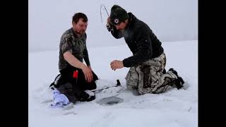 Ice Fishing Lake Ontario Pike! Big Bait