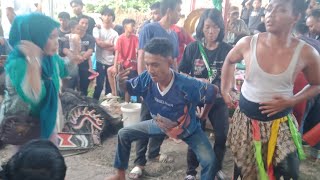 Babak mbekesan jaranan kagunan Ngesti Budoyo di gang Pioneer Candimas Natar Lampung Selatan.