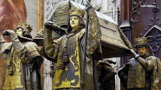 The Legacy of Christopher Columbus: A Visit to His Tomb in Seville Cathedral || Into History