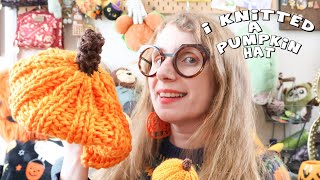 I knitted a pumpkin hat