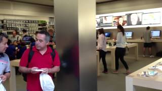 Apple Retail Store - Fifth Avenue - New York