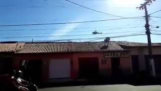 Helicóptero GTA sobrevoa a cidade de Tuntum em busca do açougueiro Brucuta que está desaparecido.