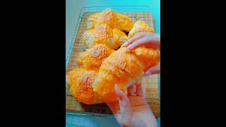 Cheese croissants芝士牛角包 #breakfast #baking