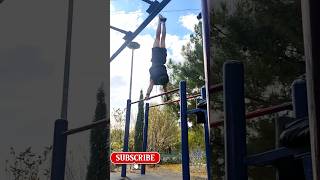 Calisthenics #freestyle #calisthenics #handstandworkout