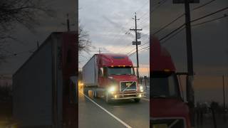 Volvo truck with a funny/squeaky horn through south Plainfield,NJ!