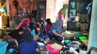 Wiiihh Mantap.. 😱 Unik sekali suasana hajatan di kampung ini serasa kembali ke jaman dulu