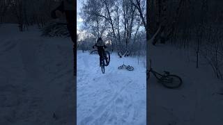 Попробовал новый трюк #даунхилл #мтб #жестим #bmx #велосипед #ебой #стритец #дроп #фрирайд