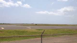 Hawaiian airlines 767-300ER and 717-200 taxi and takeoff