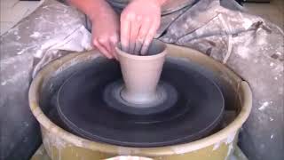 The World´s Fastest Workers How to Use Pottery Wheel Techniques Making Throwing Pot Dish Tray.mp4