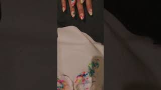 Nail art rainbow