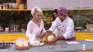 [HD] Cozinheiro usa pano de cozinha que Ana Maria Braga passou no nariz