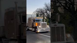 Peterbilt 379 truck gives a horn salute at Dunellen,NJ!