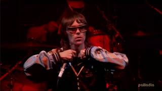 Ian Brown - Sally Cinnamon (Glastonbury 2005)