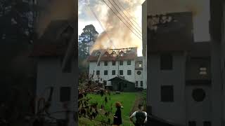 Hotel cavalinho pega fogo em São Francisco De paula