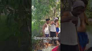 Nguras empang,di bersihin tebar bibit lagi.jangan lupa subscribe ya kakak kakak semua.