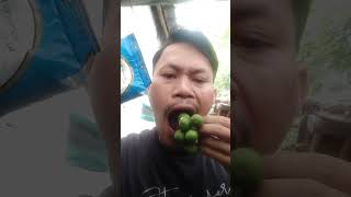 #shorts Makan buah loa pake garam