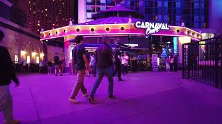 Exploring Las Vegas at night in 4K