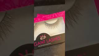 Siliver Lashes that cosplayers and MUAs would love