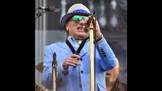 Van Morrison - Laughing And Clowning