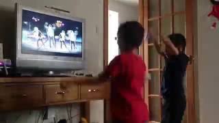 Synchronised Wii dancing by Dillon and Oscar 2015