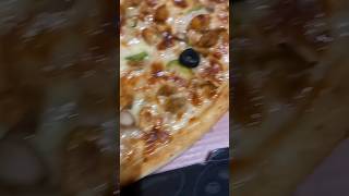 #youtubeshorts#pizza party#ytshorts #youtube #foodworldbynaz8005#zinger party