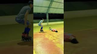 Saltando com patins inline roller