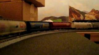 N Scale Cp Grain Train at Dusk