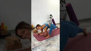 🦎Come ottenere una LUCERTOLA corretta📣 #yoga #yogagirl #yogapose #tutorial #asana #yogapractice