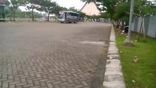 Bus budiman telolet lagu........... di area kmgd