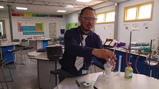 Measuring temp on exothermic displacement reaction