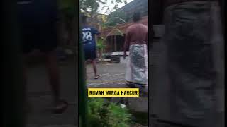 🔴AKIBAT CUACA BURUK  TONGKANG KAPAL SENGGOL RUMAH  WARGA   #shortvideo #short #kapal