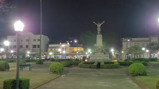 Em frente ao Palace hotel em Poços de Caldas