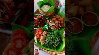 Nasi liwet urap ikan asin sambel enak #kulinerfood #food #kulinermakanan #makananindonesia