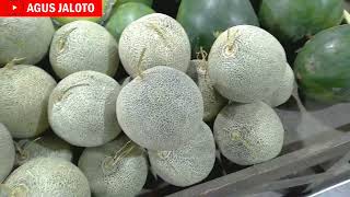 Harga Buah Melon Oren Hari Ini Di Kios Buah Pinggir Jalan