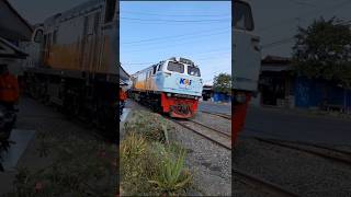 KERETA BASURI MODE SENYAP #shorts #trending #railfansindonesia