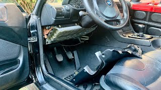 BMW Z3 Roadster (& E36) - Lower Dash Kick Panel Removal