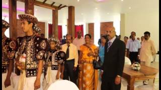 Pavitra & Tharanga wedding 01