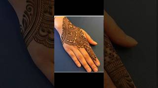 Simple mehndi designs 😍#mehndi #heena #viral #youtube #shorts #fashion