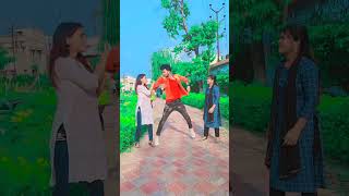 Ek taraf hai Ghar Wali ek taraf bahar Wali  #dance #danceindia #entertainmentmaza #shorts