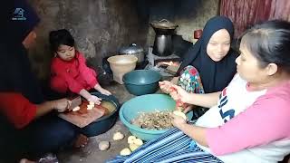 Suasana Hajatan Sunda Menjelang Pernikahan Di Kampung Sukalaksana Cianjur Selatan