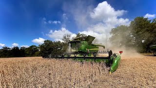 2 S680 John Deere combines hammering through a RECORD breaking bean crop