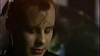 The Cure - A Forest (Munich 1984)