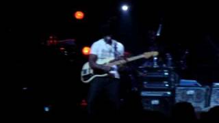 SMV (Stanley Clarke/Marcus Miller/Victor Wooten) Miller solo!!! Madrid Octubre 2008 (1)