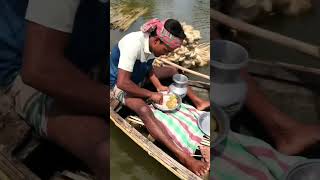 ছোট ভাই যখন দেরি করে নাস্তা নিয়ে যায় 🤣