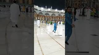 Khana Kaaba Ki Safai #khanakaba #kaaba #kaabah #makkah #shorts #short #youtubeshorts #viralshorts