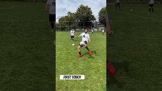 First touch #shorts #reels #fußball #soccer #youtubeshorts #youtube