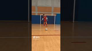 Be very careful - DON'T DO THIS #futsal #gk #goalkeeper