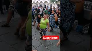 La pitufina bailando con todo el sabor del parque libertad 🇸🇻.