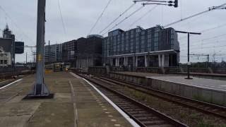 NS 1731+DDM-1 7205 'Neushoorn' komen aan op Amsterdam Centraal